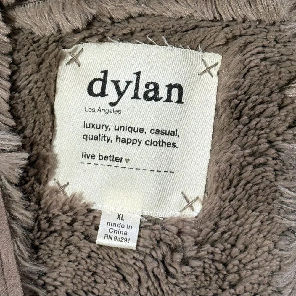 Dylan Faux Fur Sleeveless Reversible Women's Hooded Vest Taupe Brown XL - Picture 11 of 15